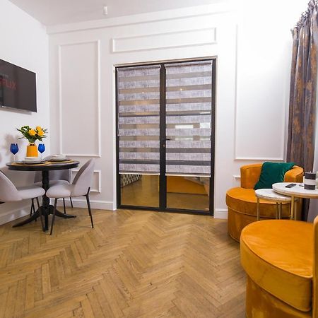 Bucharest Central Apartment Inter מראה חיצוני תמונה